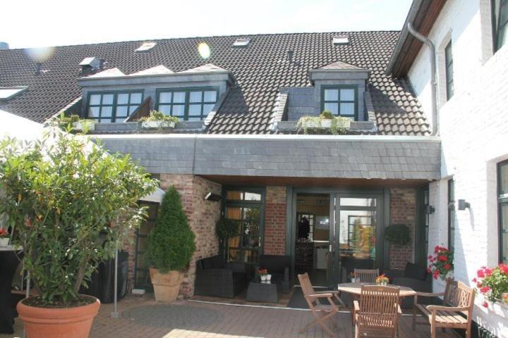 Hotel Rahserhof Фирзен Экстерьер фото